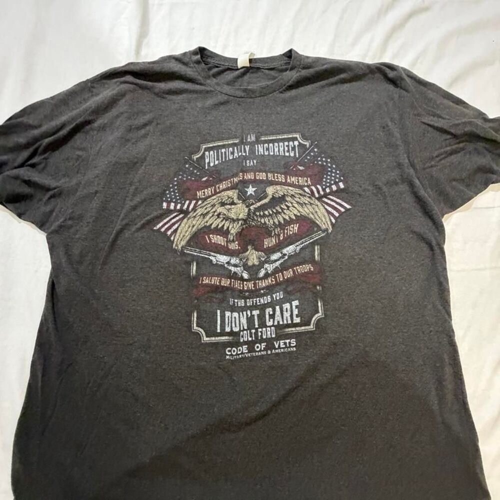 colt ford Men's Grey and Black T-shirt